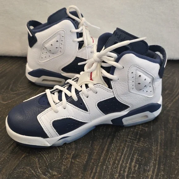 Jordan 6 Olympic - Picture 6 of 7